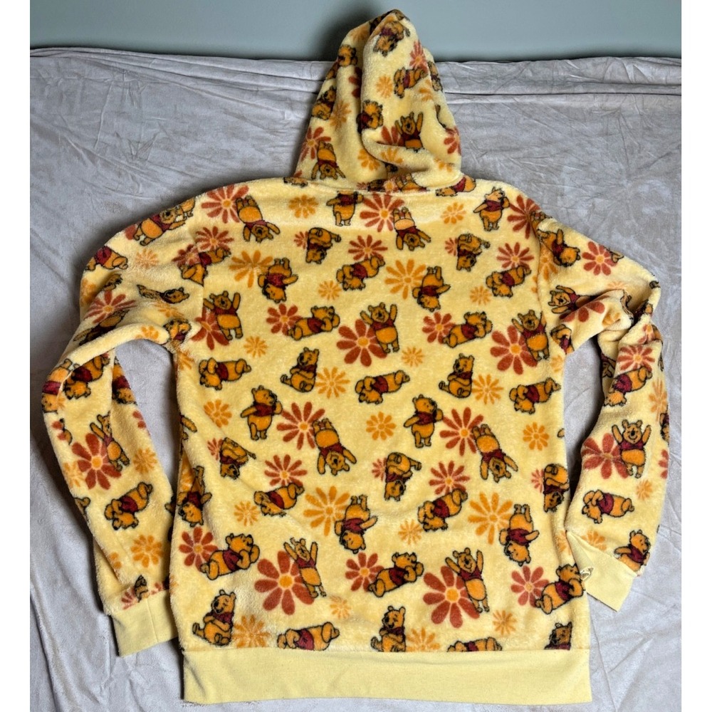 Disney Junior Winnie the Pooh Graphic Velour Hoodie size xs - Picture 2 of 6